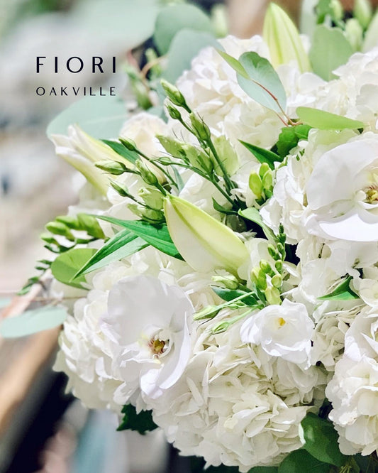 FIORI Oakville Florist - Shop flowers online delivery Burlington, Mississauga, Milton, Toronto