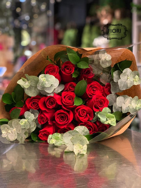 Send Valentines Day Red Roses Flowers - Order online Toronto Oakville Burlington Mississauga delivery. Best Florist flower shop near