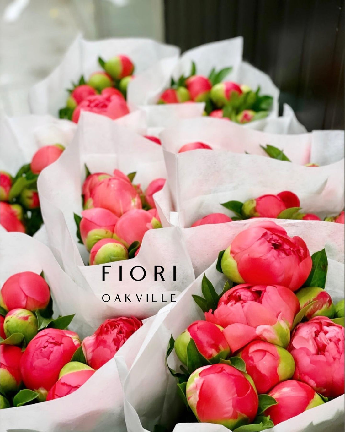 FIORI Oakville Florist. Order Exclusive flowers. Delivery Oakville, Burlington, Missississauga