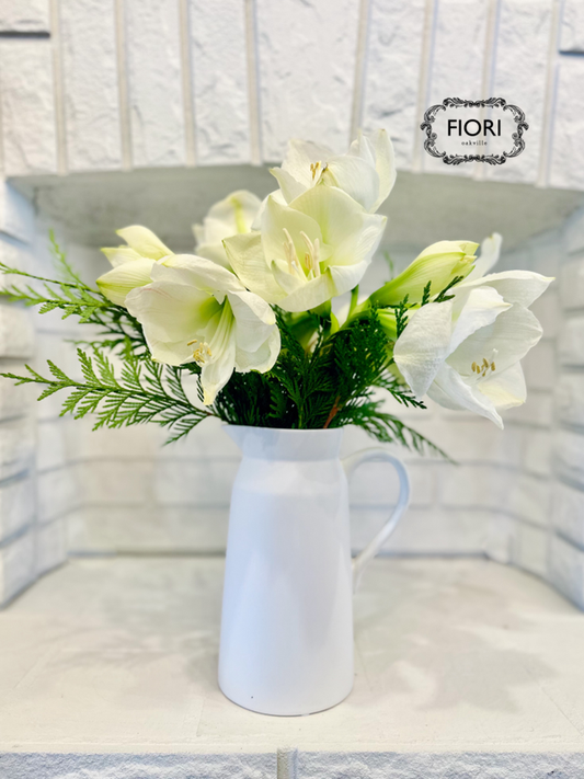 Toscana Farmhouse - White Amaryllis Pitcher