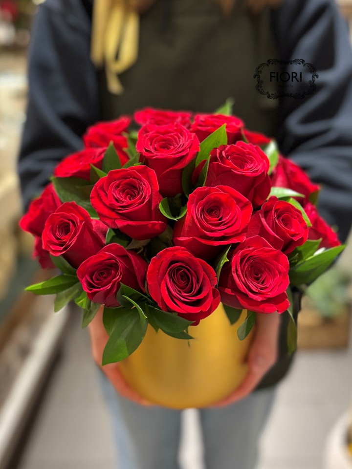 Red Rose Abundance (2 Dozen)