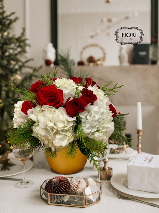 The Holiday Cosmopolitan