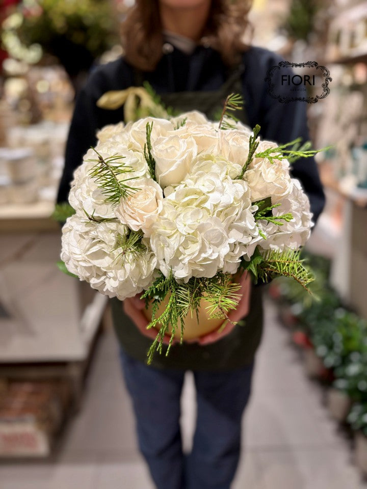 The Holiday Metropolitan