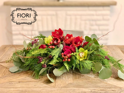 Order Send Christmas flowers centrepieces online Delivery Oakville Burlington Mississauga Milton Toronto Hamilton