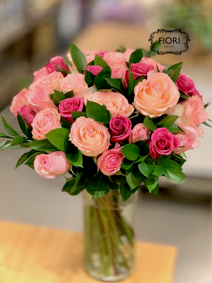 Order flowers online Oakville Toronto Burlington Hamilton delivery. Best florist in Oakville